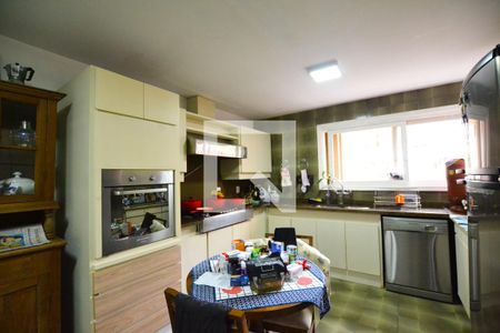 Casa à venda com 400m², 5 quartos e 4 vagasCozinha