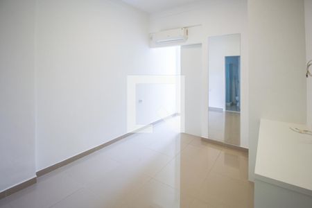 Suíte de apartamento para alugar com 2 quartos, 75m² em Copacabana, Rio de Janeiro