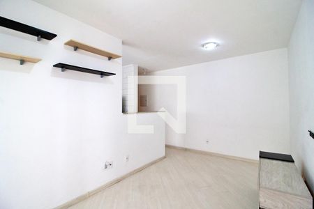 Sala de apartamento para alugar com 2 quartos, 50m² em Utinga, Santo André