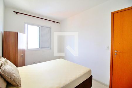 Quarto 1 de apartamento para alugar com 2 quartos, 50m² em Utinga, Santo André