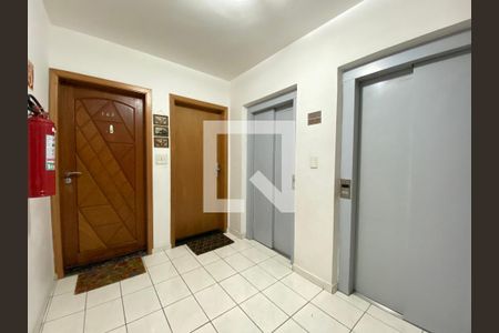 Apartamento à venda com 65m², 2 quartos e 1 vagaEntrada