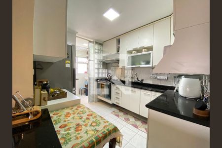 Cozinha de apartamento à venda com 2 quartos, 65m² em Vila Medeiros, São Paulo