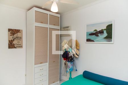 Quarto de apartamento para alugar com 2 quartos, 63m² em Jardim Las Palmas, Guarujá