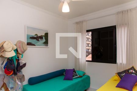 Quarto de apartamento para alugar com 2 quartos, 63m² em Jardim Las Palmas, Guarujá
