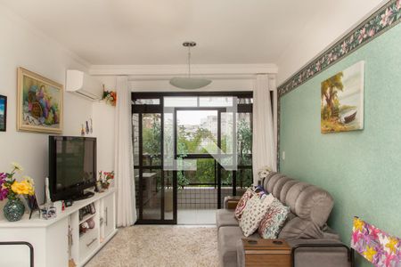 Sala de apartamento para alugar com 2 quartos, 63m² em Jardim Las Palmas, Guarujá