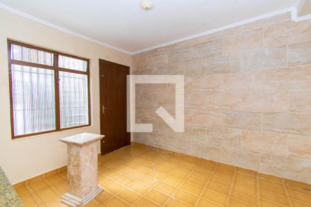 Casa para alugar com 75m², 2 quartos e 1 vagaCopa