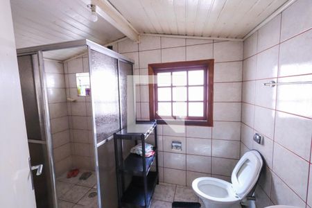 Casa à venda com 430m², 8 quartos e 8 vagasEdícula - Banheiro Social