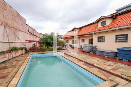 Casa à venda com 430m², 8 quartos e 8 vagasÁrea Externa - Piscina