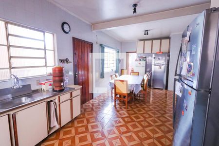 Casa à venda com 430m², 8 quartos e 8 vagasCozinha