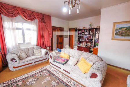 Casa à venda com 430m², 8 quartos e 8 vagasSala