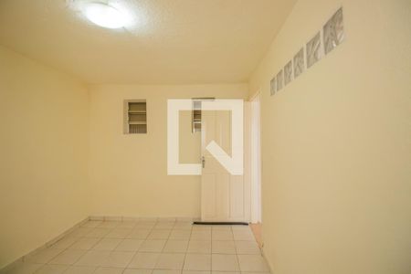 Sala/Quarto de casa para alugar com 1 quarto, 60m² em Parque Imperial, São Paulo