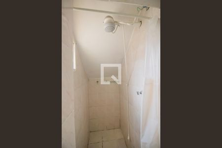 Banheiro de casa para alugar com 1 quarto, 60m² em Parque Imperial, São Paulo