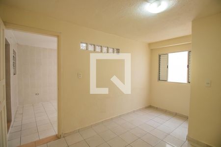 Sala/Quarto de casa para alugar com 1 quarto, 60m² em Parque Imperial, São Paulo