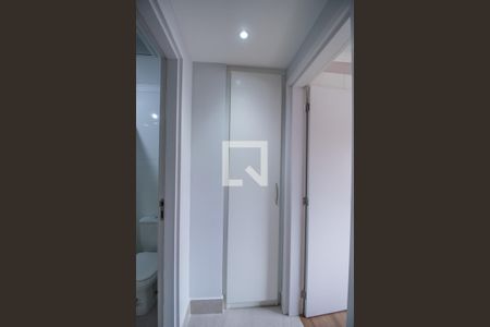 Corredor de apartamento para alugar com 1 quarto, 42m² em Vila da Saúde, São Paulo