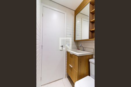 Banheiro de apartamento para alugar com 2 quartos, 46m² em Vila Gomes, São Paulo