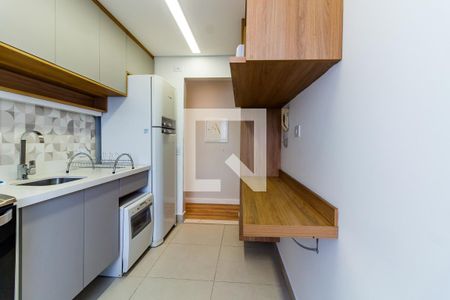 Cozinha de apartamento para alugar com 2 quartos, 46m² em Vila Gomes, São Paulo