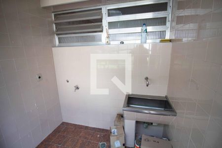 Apartamento à venda com 70m², 2 quartos e 1 vagaÁrea de Serviço