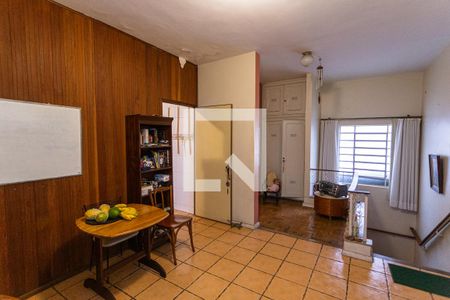 Casa à venda com 316m², 5 quartos e 3 vagas Casa à venda com 316m², 5 quartos e 3 vagasSala 3