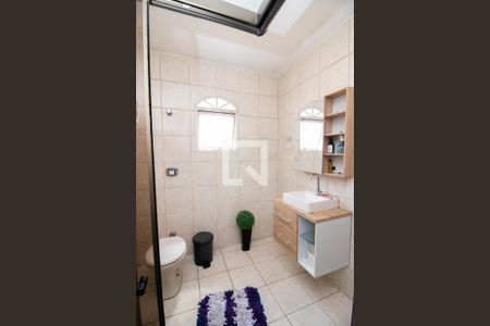 Casa à venda com 375m², 3 quartos e 3 vagasBanheiro Social