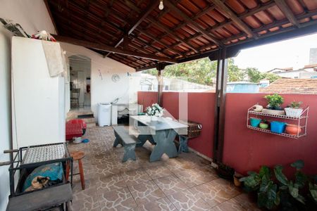 Casa à venda com 375m², 3 quartos e 3 vagasÁrea de Serviço