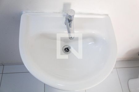 Apartamento para alugar com 200m², 4 quartos e 1 vaga Apartamento para alugar com 200m², 4 quartos e 1 vagaBanheiro da Suíte 1