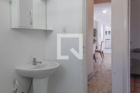 Apartamento para alugar com 200m², 4 quartos e 1 vaga Apartamento para alugar com 200m², 4 quartos e 1 vagaBanheiro Social
