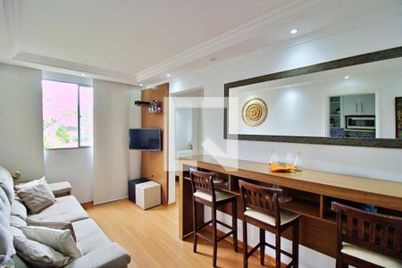 Sala de apartamento para alugar com 2 quartos, 42m² em Paraisópolis, São Paulo