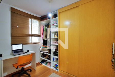 Quarto 2 de apartamento para alugar com 2 quartos, 42m² em Paraisópolis, São Paulo