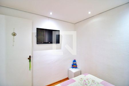 Quarto 1 de apartamento para alugar com 2 quartos, 42m² em Paraisópolis, São Paulo