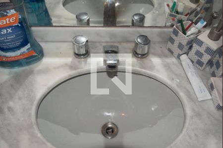 Casa à venda com 140m², 3 quartos e 3 vagasBanheiro