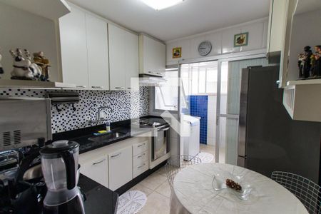 Apartamento à venda com 66m², 2 quartos e 2 vagas Apartamento à venda com 66m², 2 quartos e 2 vagasCozinha