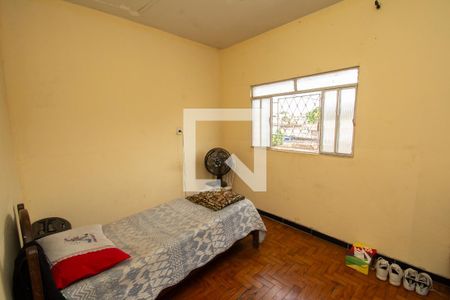 Casa à venda com 60m², 4 quartos e 4 vagas Casa à venda com 60m², 4 quartos e 4 vagasQuarto 4 - Edícula