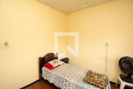 Casa à venda com 60m², 4 quartos e 4 vagas Casa à venda com 60m², 4 quartos e 4 vagasQuarto 4 - Edícula