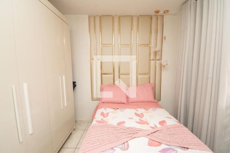 Casa à venda com 60m², 4 quartos e 4 vagas Casa à venda com 60m², 4 quartos e 4 vagasQuarto 3