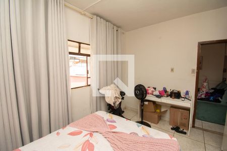 Casa à venda com 60m², 4 quartos e 4 vagas Casa à venda com 60m², 4 quartos e 4 vagasQuarto 3