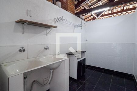 Casa à venda com 190m², 3 quartos e 2 vagasÁrea de serviço