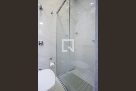 Casa à venda com 190m², 3 quartos e 2 vagasBanheiro da suíte 