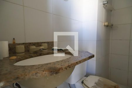 Apartamento para alugar com 62m², 2 quartos e 1 vagaBanheiro da suíte
