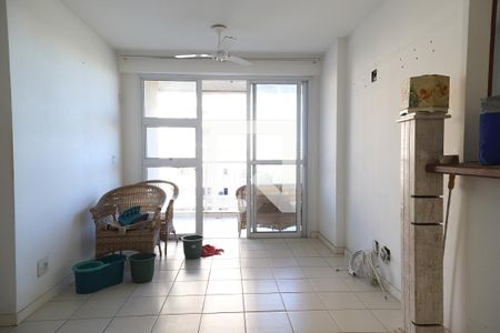 Sala de apartamento para alugar com 2 quartos, 62m² em Barra da Tijuca, Rio de Janeiro