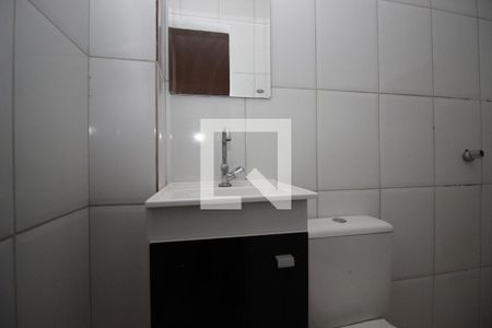 Banheiro Social de kitnet/studio para alugar com 1 quarto, 30m² em Setor Habitacional Samambaia (taguatinga), Brasília