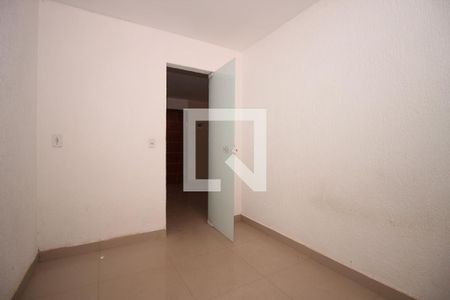 Quarto  de kitnet/studio para alugar com 1 quarto, 30m² em Setor Habitacional Samambaia (taguatinga), Brasília