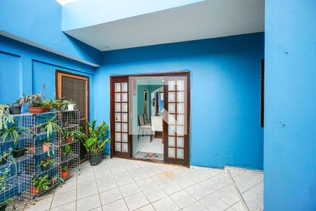 Casa à venda com 360m², 4 quartos e 8 vagasQuintal