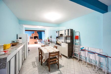 Casa à venda com 360m², 4 quartos e 8 vagasQuintal