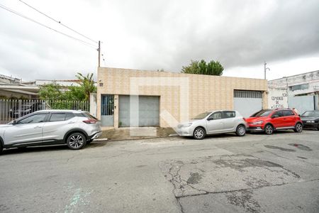 Casa à venda com 360m², 4 quartos e 8 vagasFachada