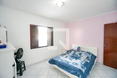 Casa à venda com 360m², 4 quartos e 8 vagasSuíte 02