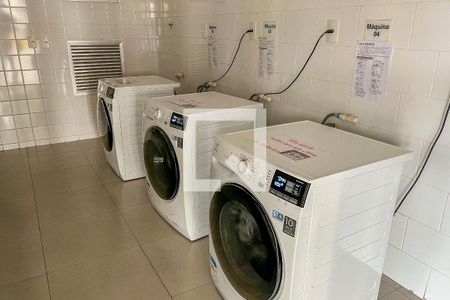 Área Comum - Lavanderia de apartamento para alugar com 1 quarto, 60m² em Setor de Habitações Individuais Norte, Brasília