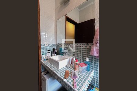 Casa para alugar com 101m², 3 quartos e 6 vagas Casa para alugar com 101m², 3 quartos e 6 vagasBanheiro