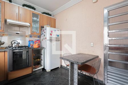 Casa para alugar com 101m², 3 quartos e 6 vagas Casa para alugar com 101m², 3 quartos e 6 vagasCozinha