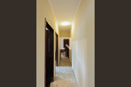 Casa para alugar com 101m², 3 quartos e 6 vagas Casa para alugar com 101m², 3 quartos e 6 vagasCorredor