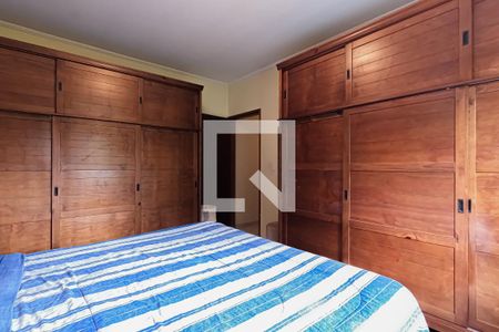 Casa para alugar com 101m², 3 quartos e 6 vagas Casa para alugar com 101m², 3 quartos e 6 vagasQuarto 3